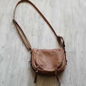 Jessica Simpson purse